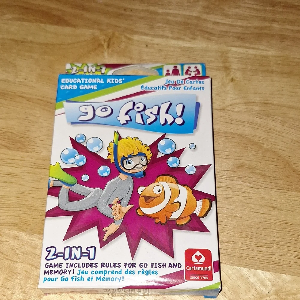 Go Fish! 2-in-1 Card Game